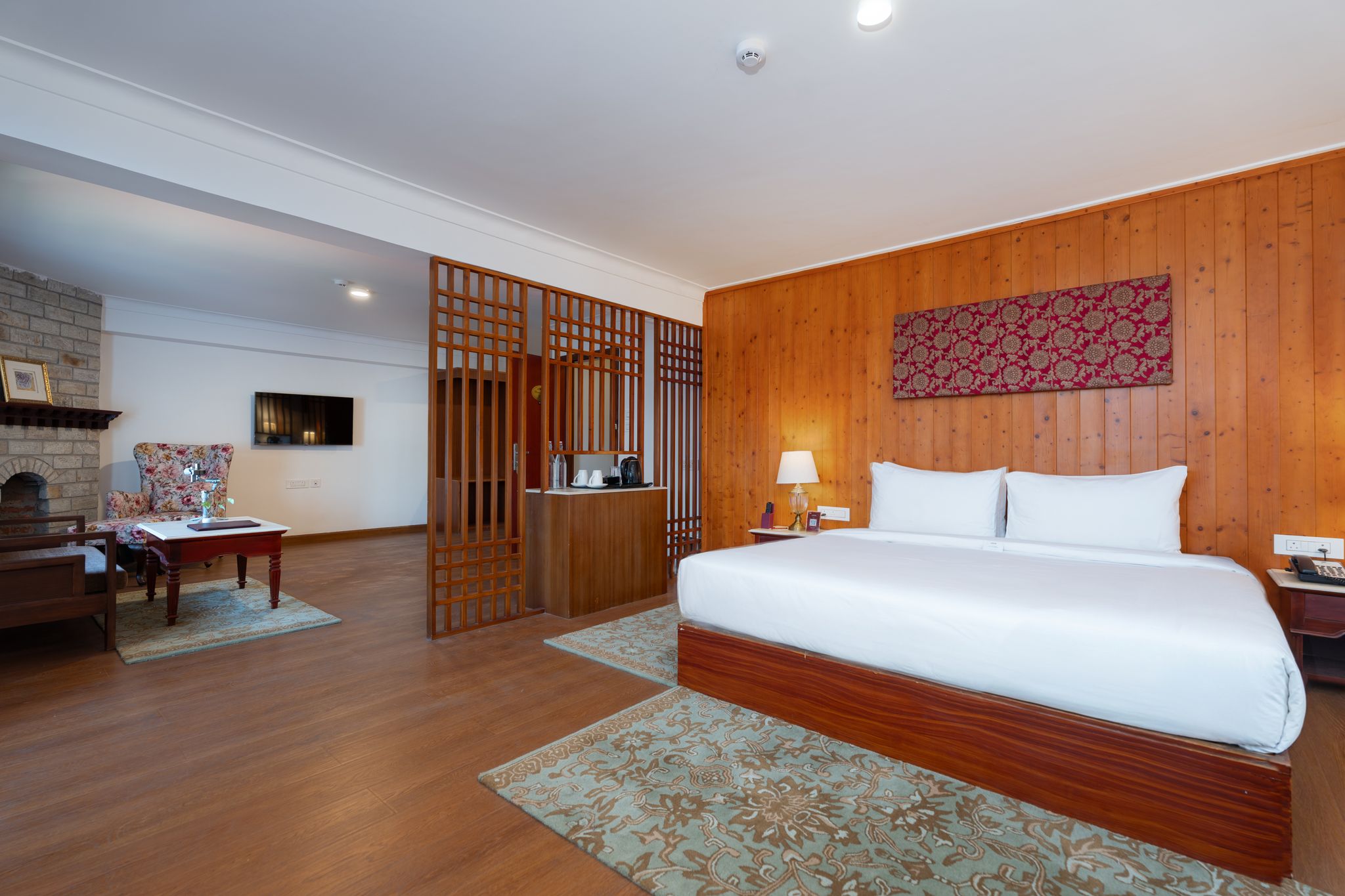 Premium Suite with Balcony