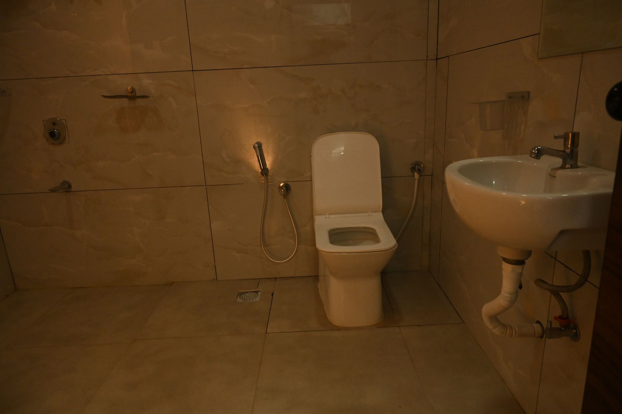 Urban Nest Luxury Stay Double Room 7