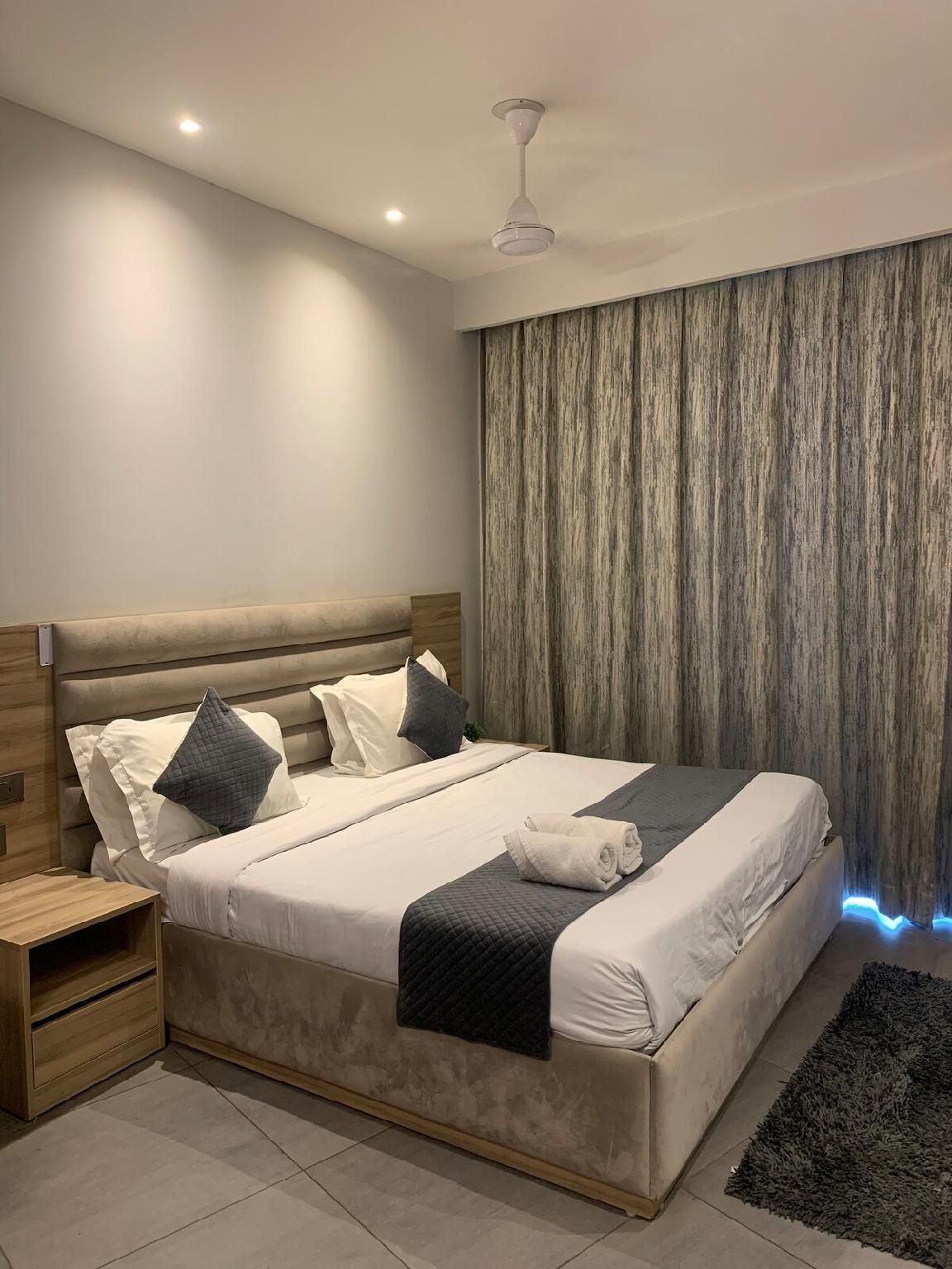 40th Floor Skyline Serenity, River View The One @ Spira, City & River view (40th Floor)