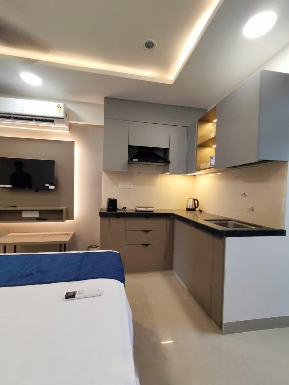Luxury Studio Apartment