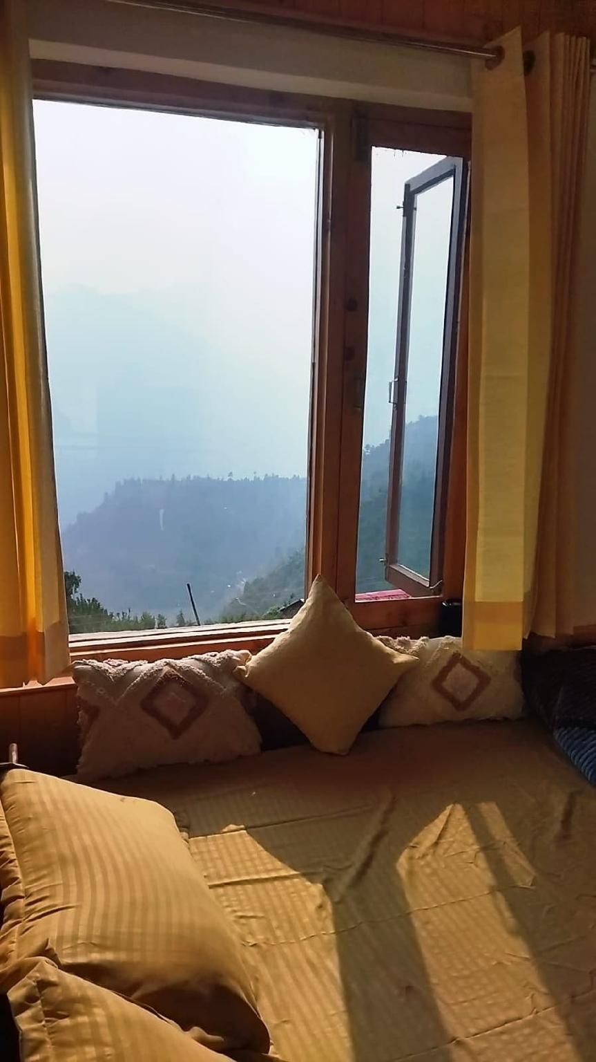 The Pine Nook Cozy Room @ The Pine Pause