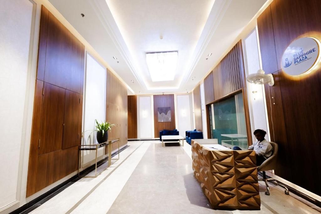 Panoramic Glass Suite | Galaxy Blue Sapphire - Lacasa Studios | Near Metro