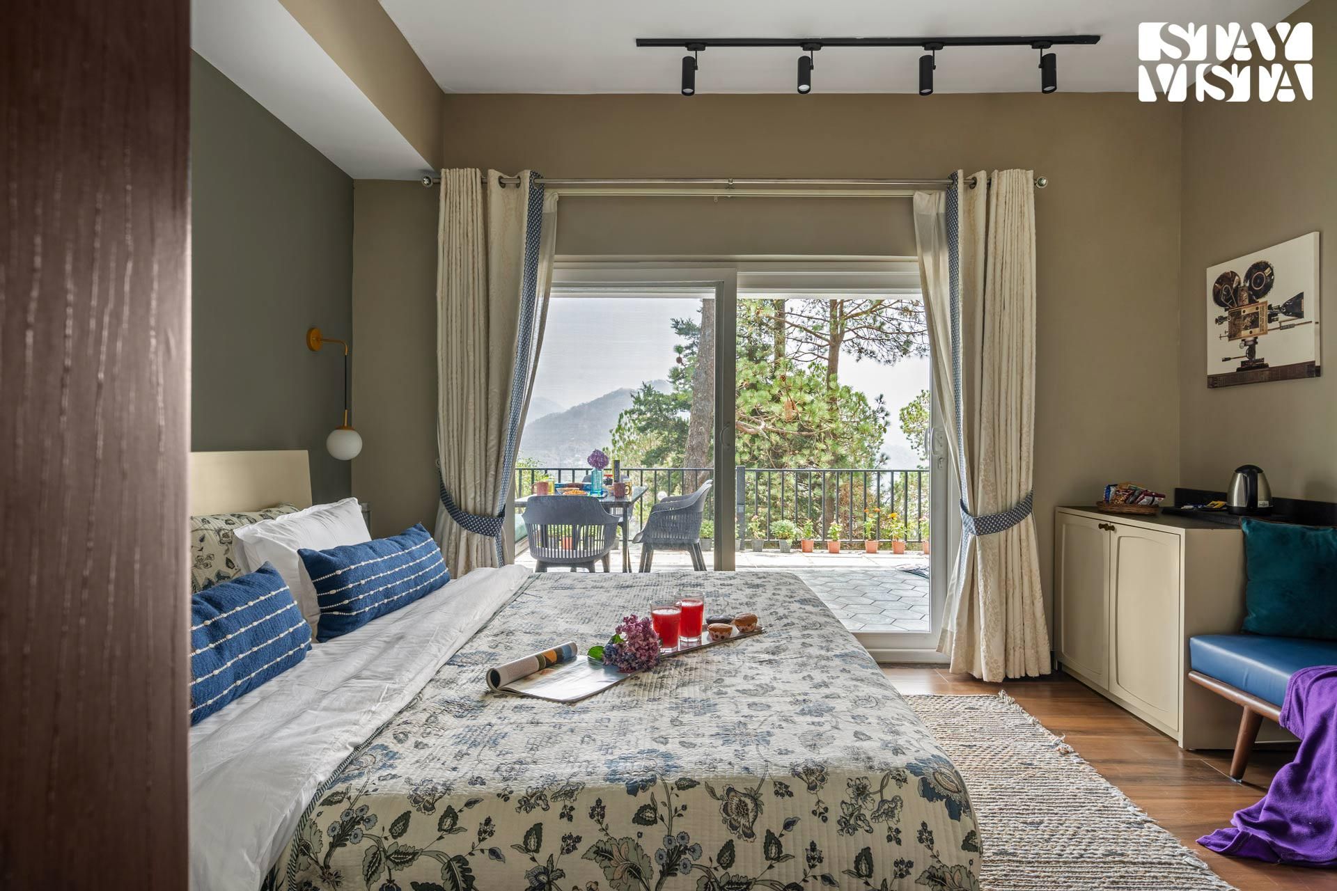 StayVista at Kaira with Music Speaker & Heater