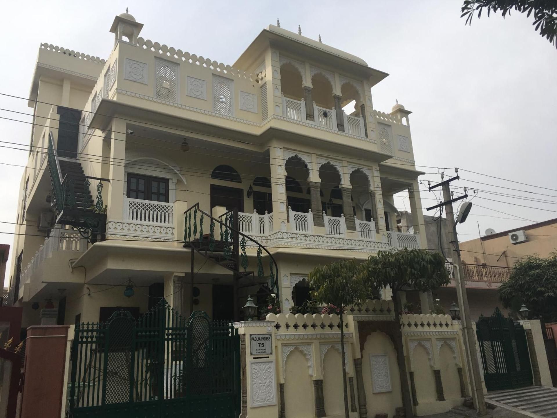 Padlia House