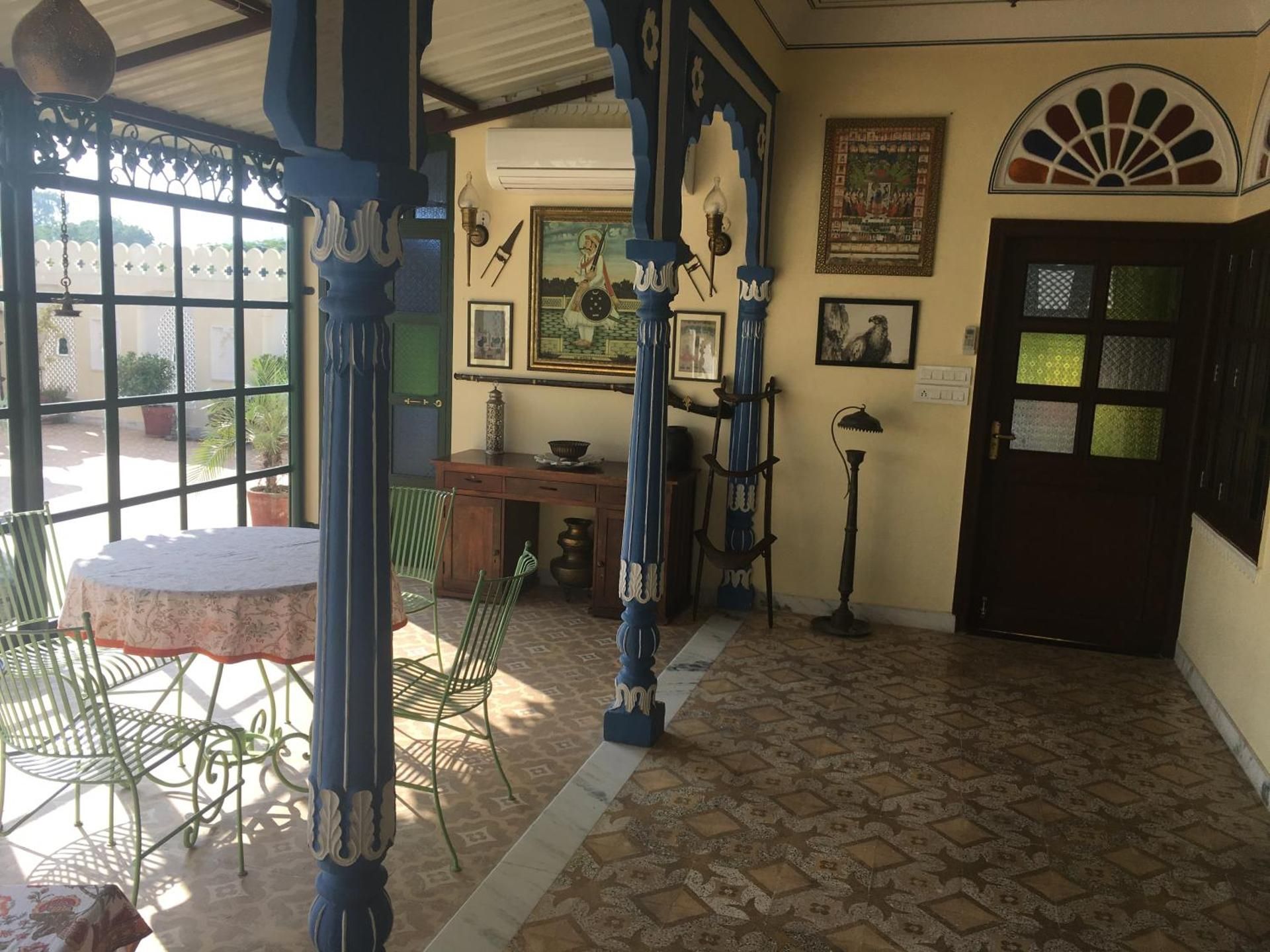Padlia House