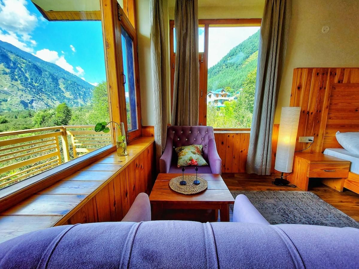 Two Luxury Mountain view Rooms in Cottage