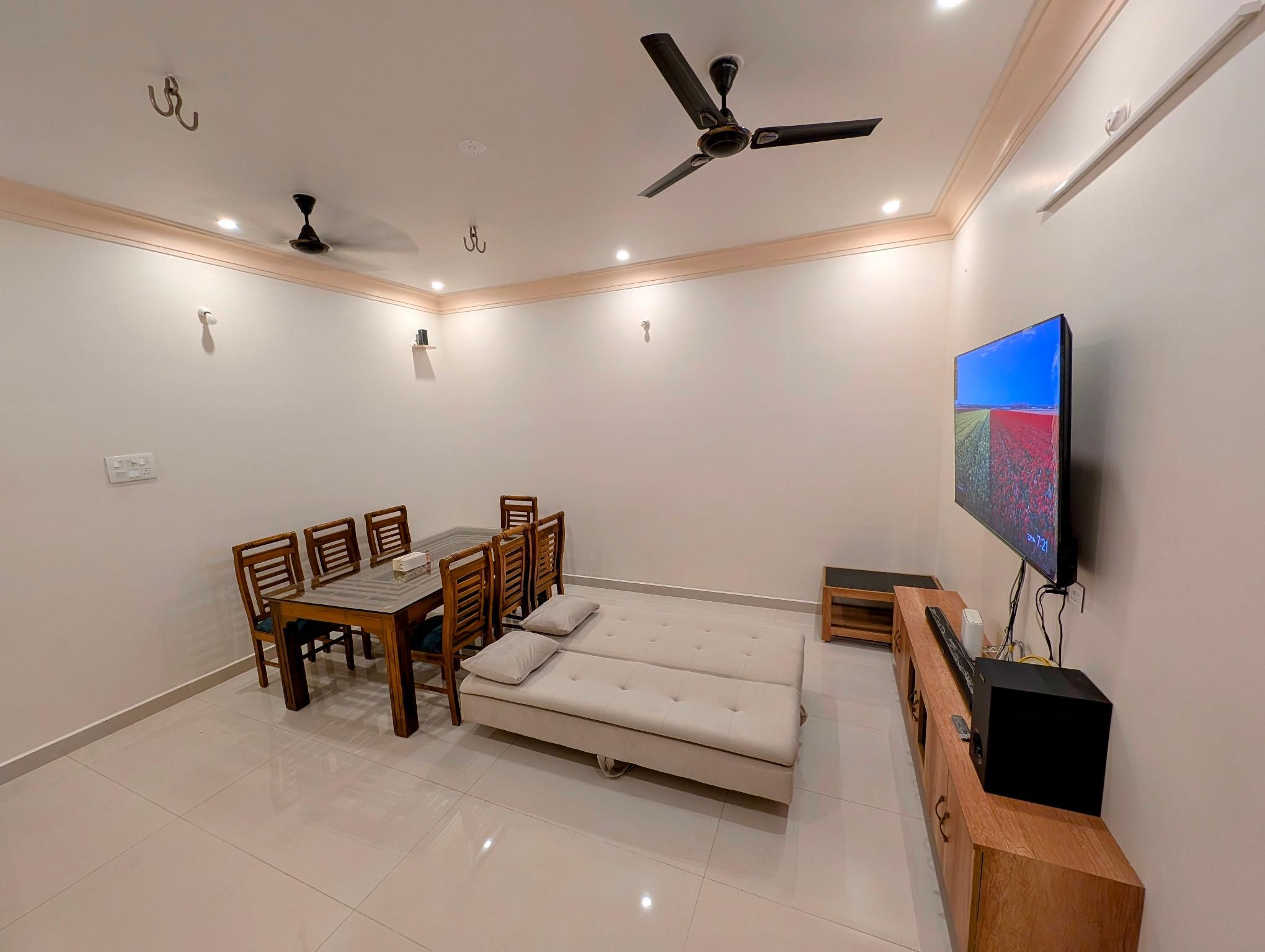 Ground Floor 2-Bedroom Superior Apartment