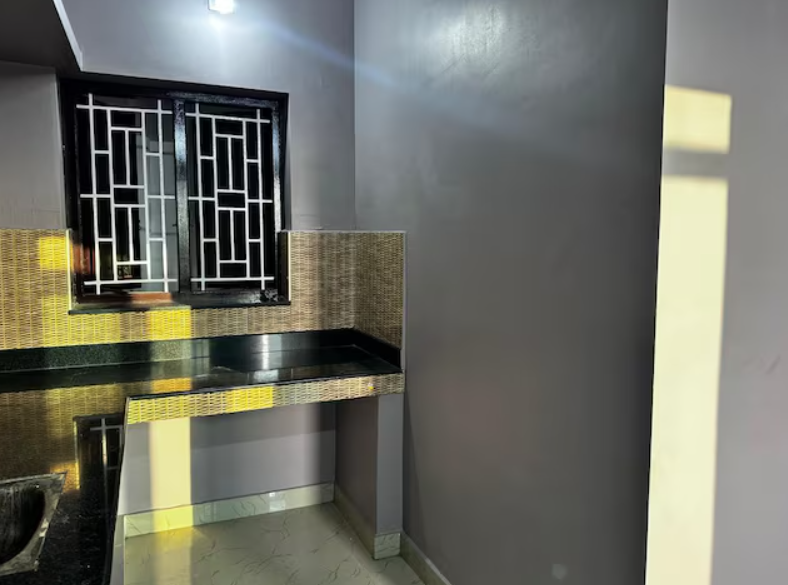 HOTEL SABAREESH Family Room 3