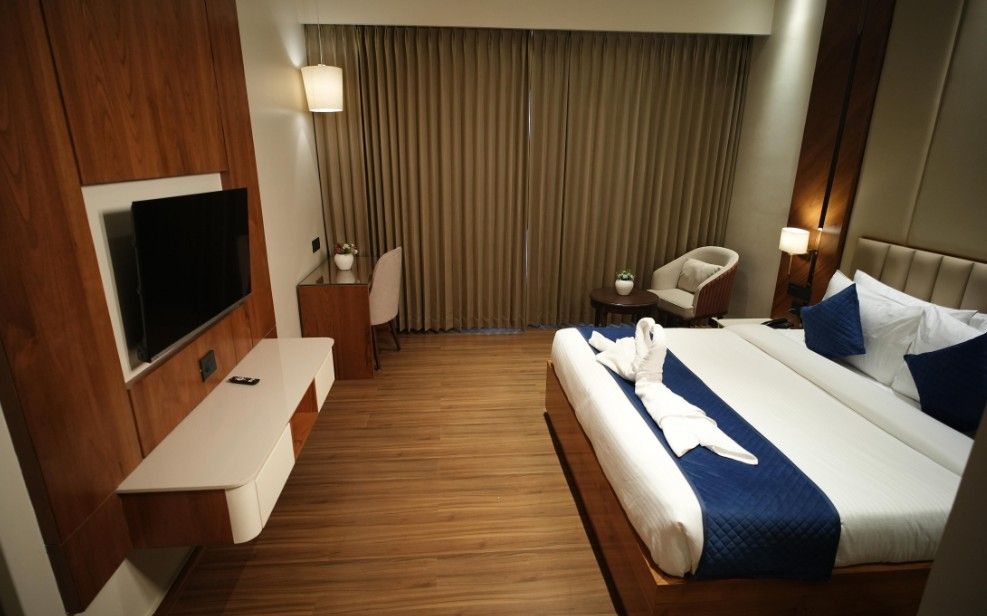 BB Grand - Hotel & Banquets Executive Room