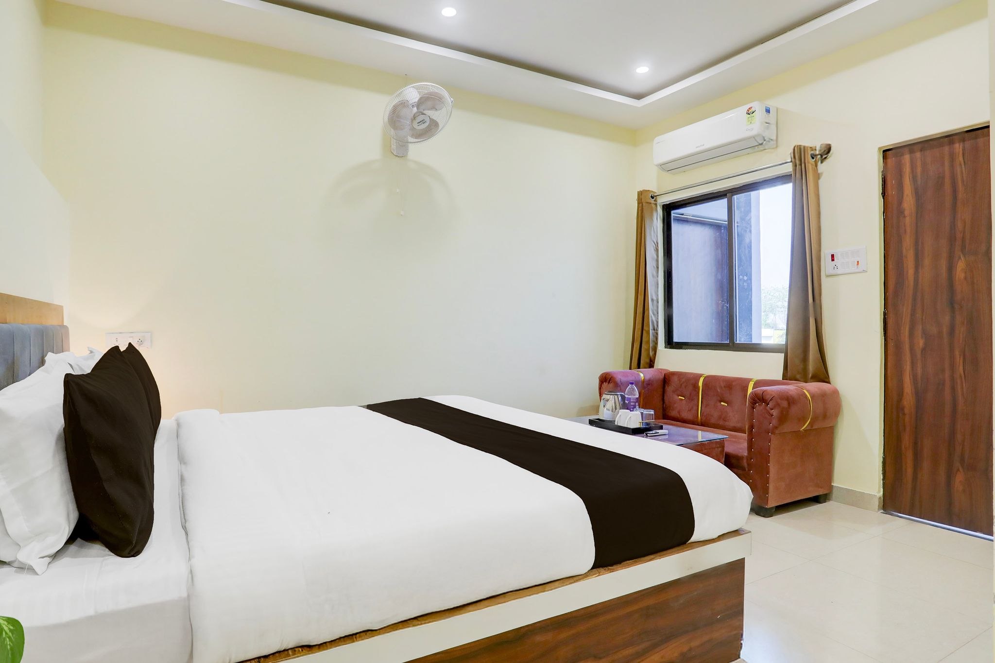 Hotel O by OYO Own Roof CLASSIC 15