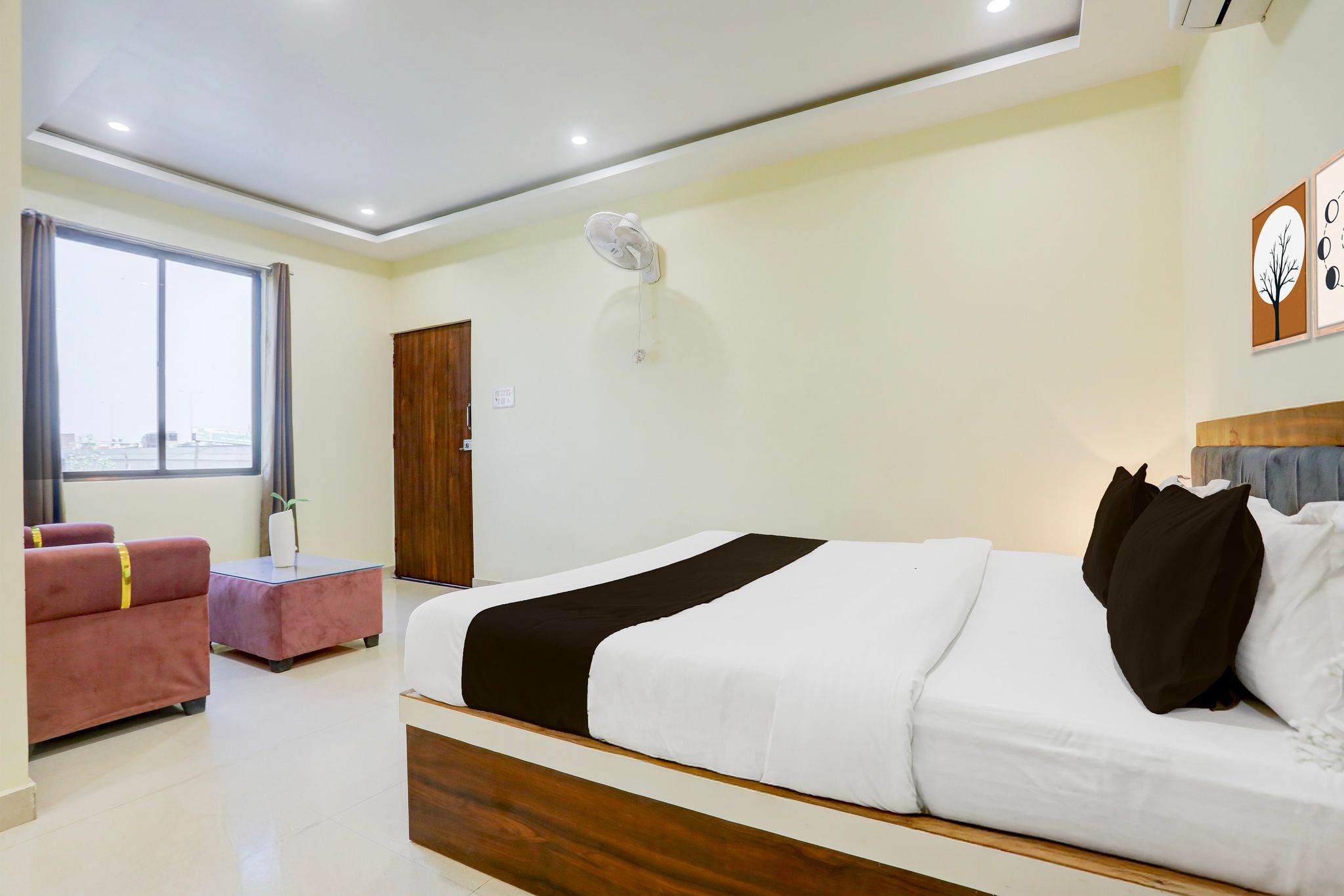 Hotel O by OYO Own Roof CLASSIC 13