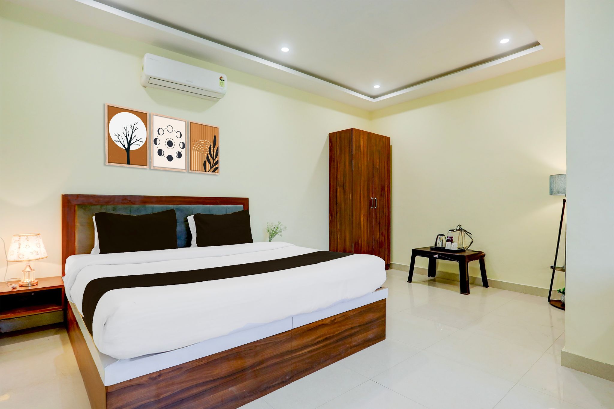 Hotel O by OYO Own Roof CLASSIC 10