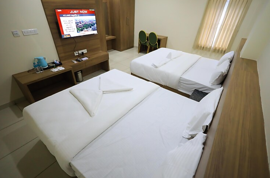 J S Grand Premium Family AC 9