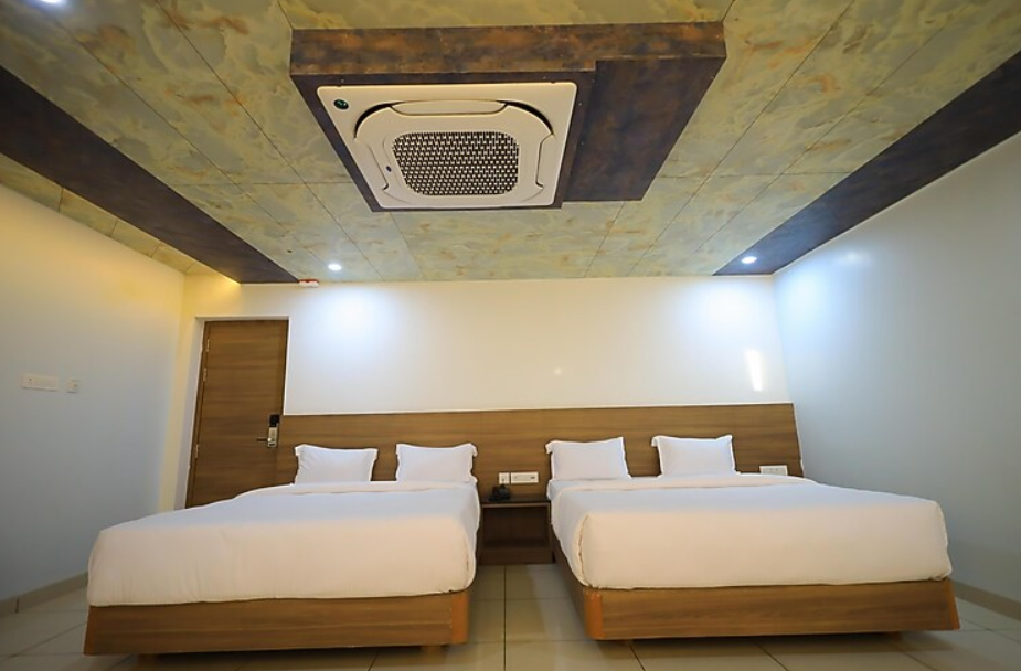 J S Grand Premium Family AC 6