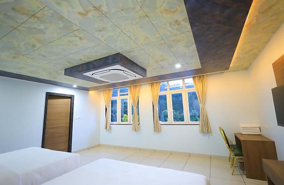 J S Grand Premium Family AC 5