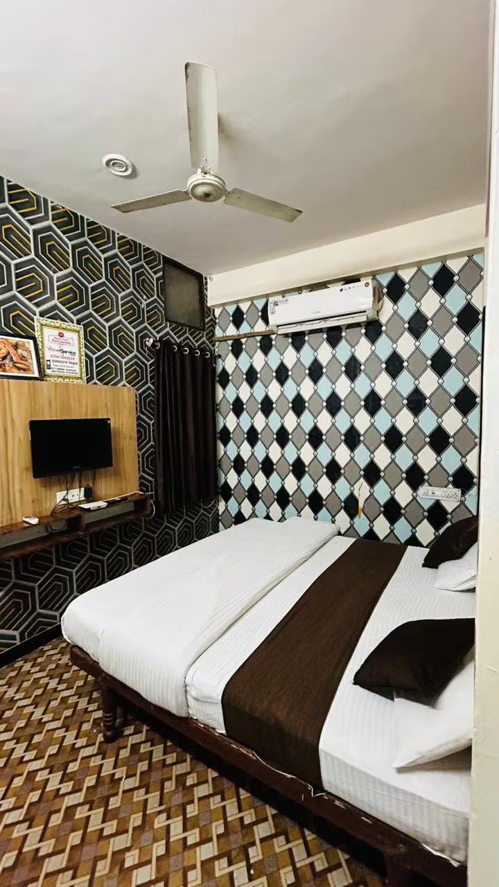 Hotel Shreenath Kathiyawadi