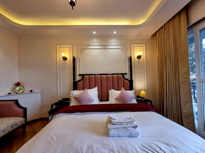 Kavin Akasa-The Mall  Premium Room with Jacuzzi & Mountain view