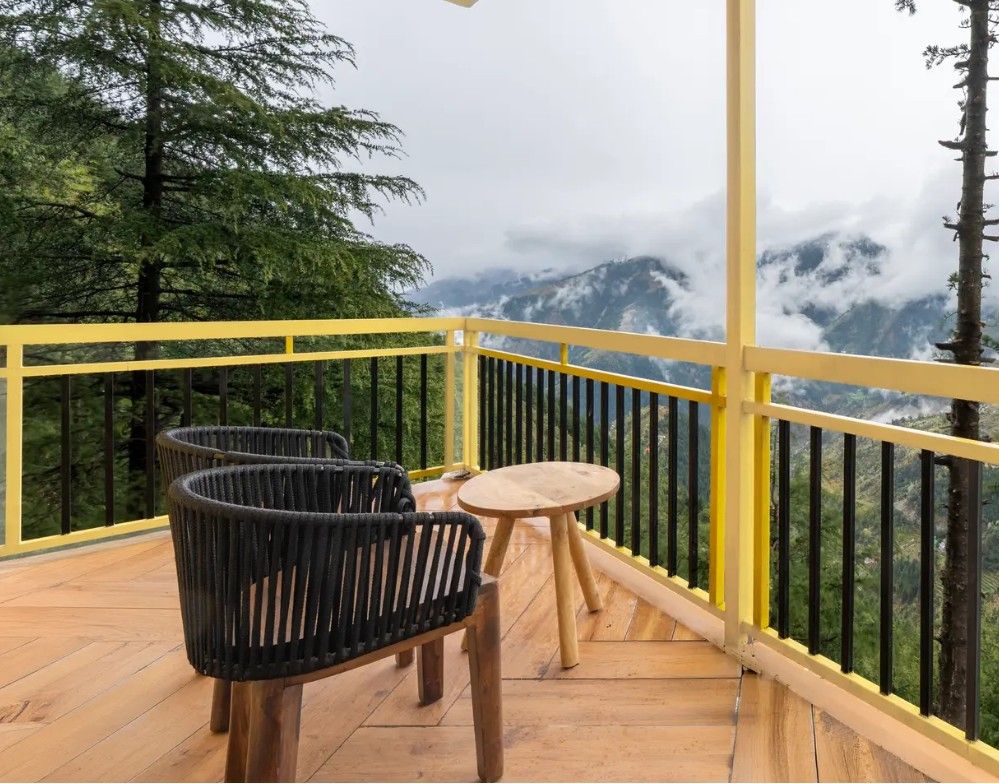 Deluxe Room with Balcony (Valley View)