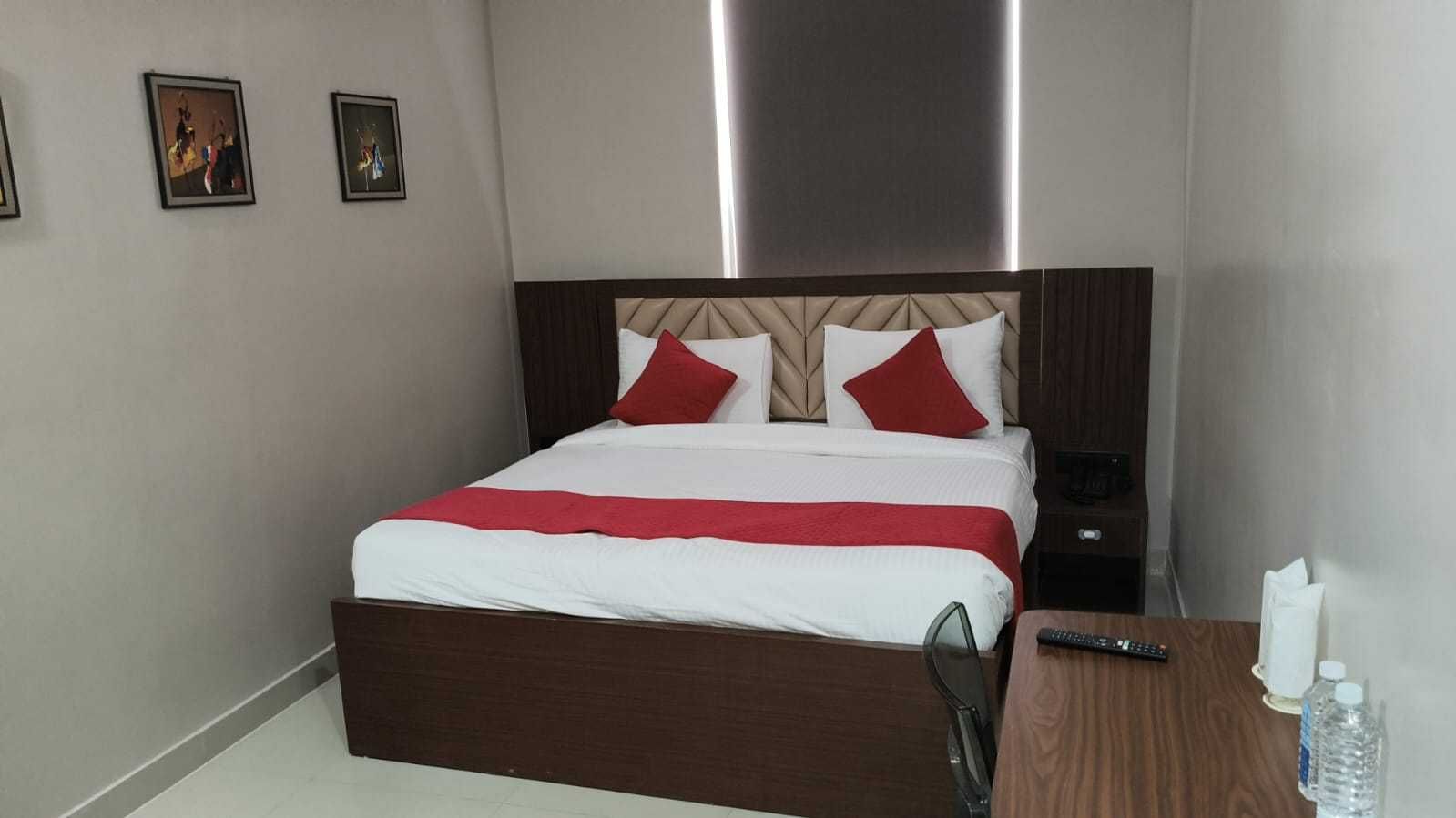 Townhouse Oak Alwar Railway Station Formerly RJ-02 Classic 4