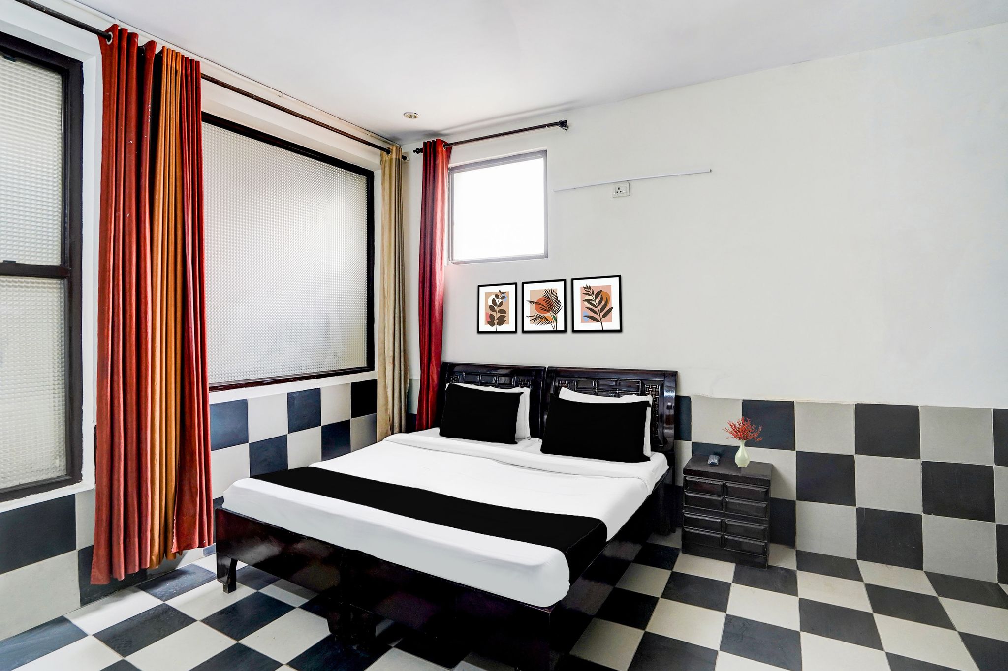 Hotel O Sector 93 Noida Formerly Grand Empire CLASSIC 12