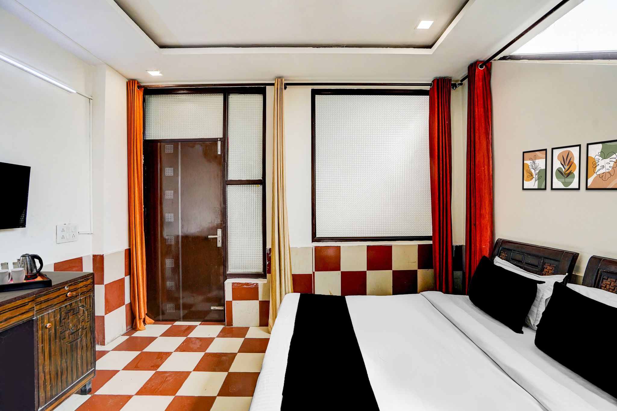 Hotel O Sector 93 Noida Formerly Grand Empire CLASSIC 15