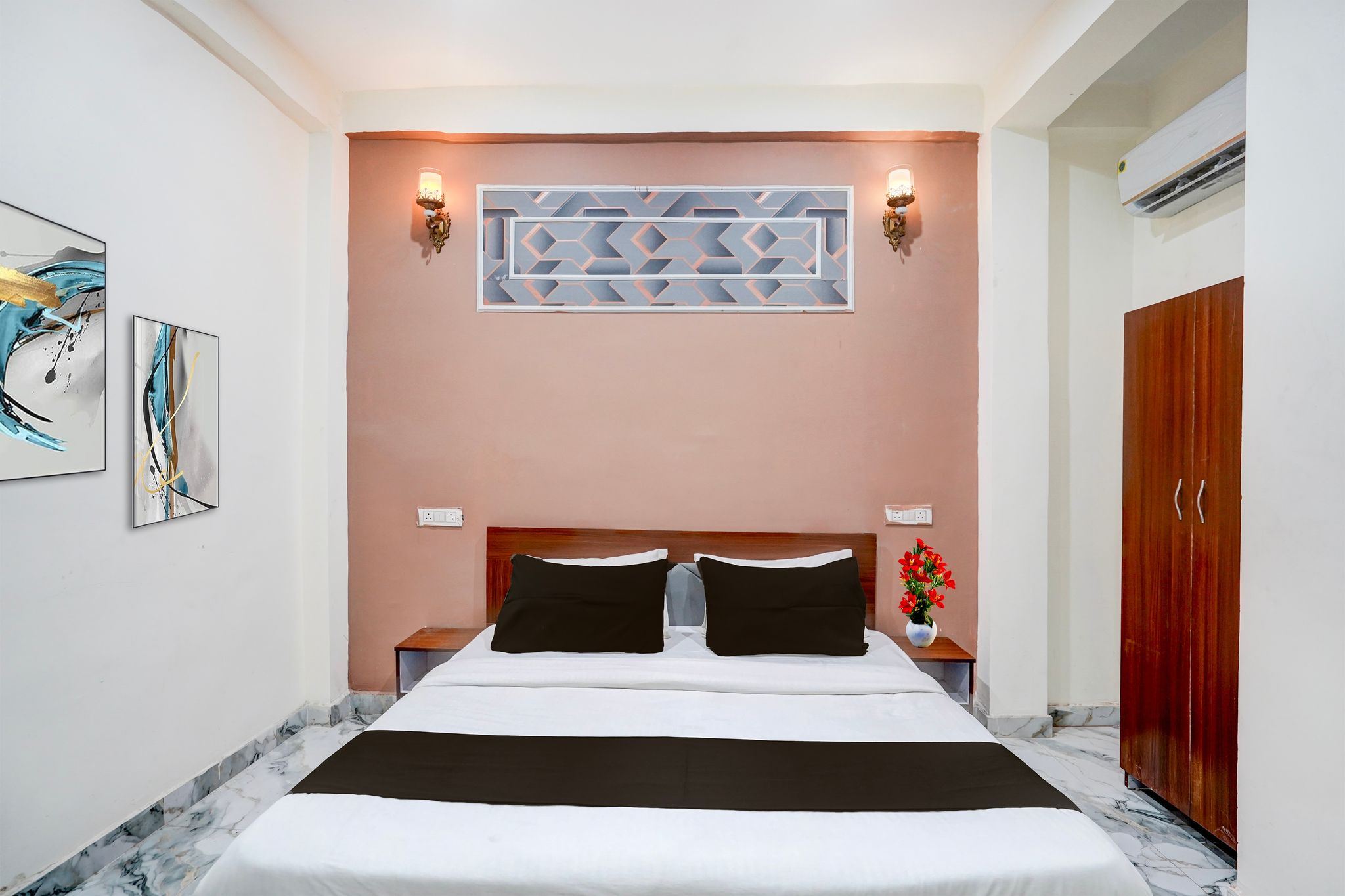 Hotel O Gaur City Centre Noida Formerly Dreamland Residency CLASSIC 10