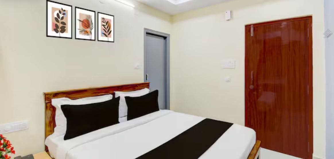 Collection O RTO Office Udaipur Formerly Mewar Mahal CLASSIC 8