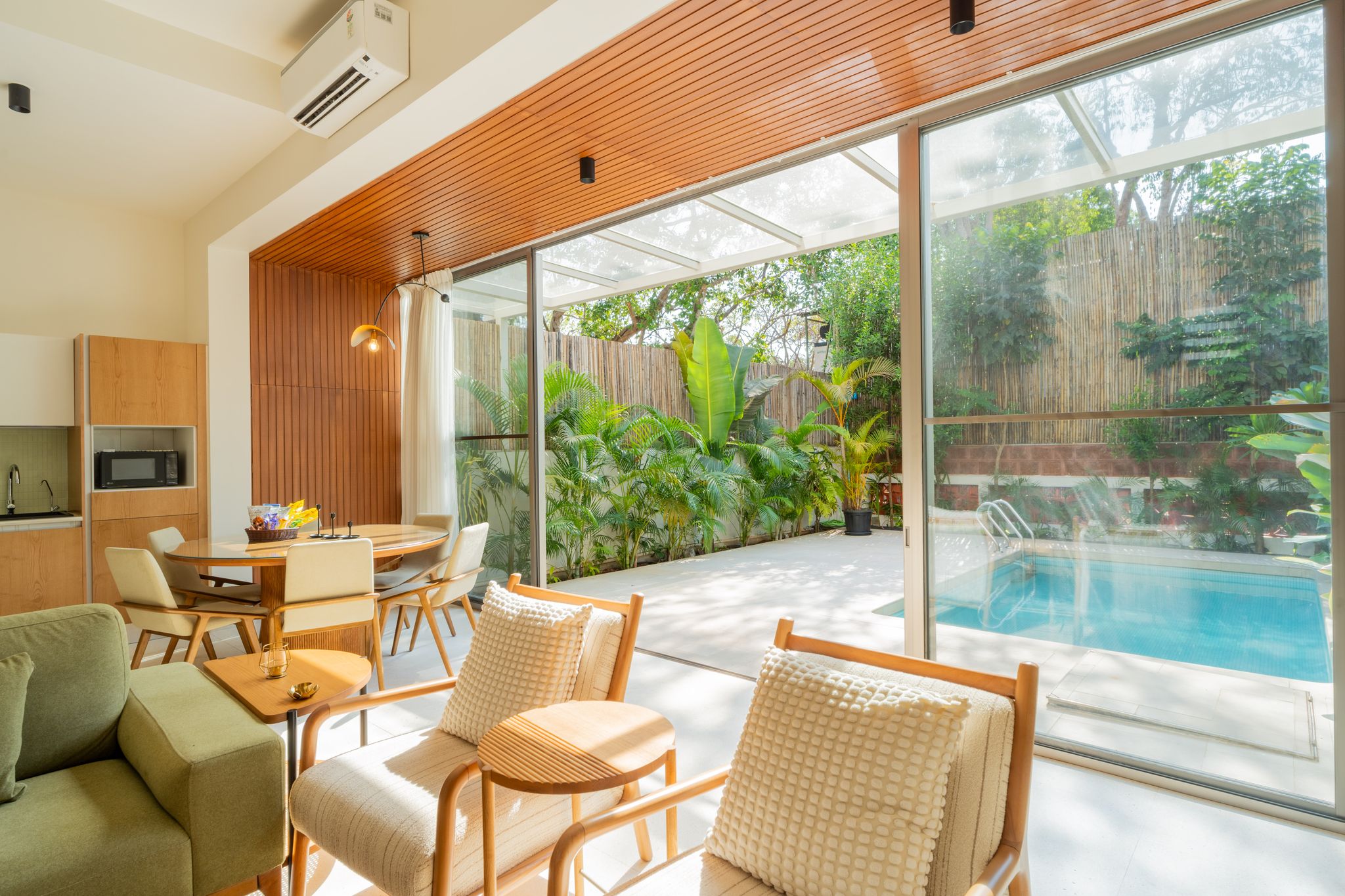 ELIVAAS Mirai Leo | 3 BHK Villa Near Vagator Beach With Pool 3 BHK Villa Near Vagator Beach With Pool 9