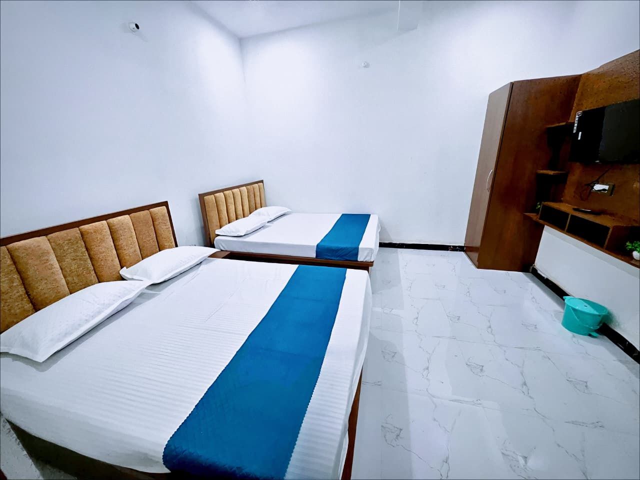  Lalit Villa Luxury Geeta Niwas