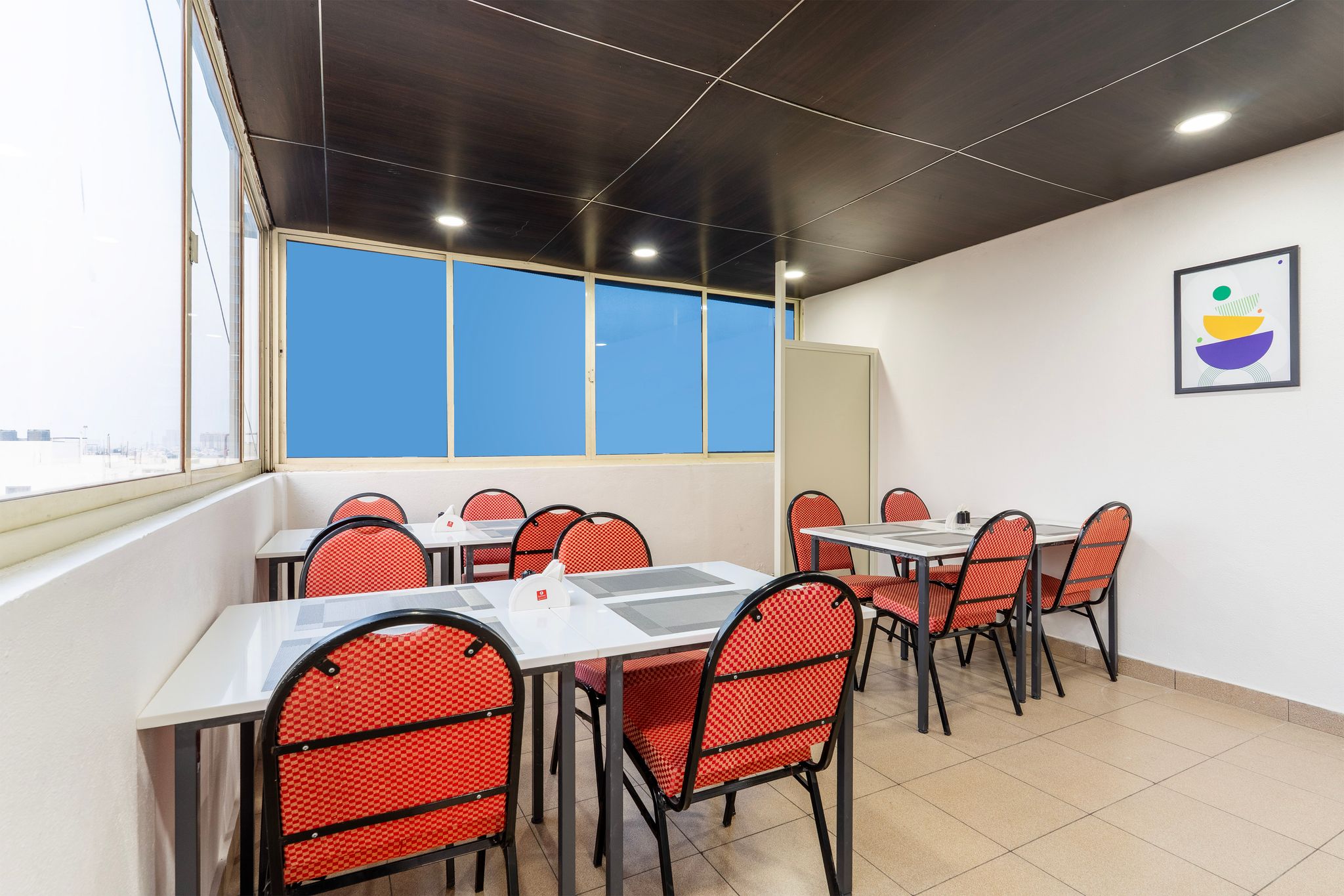 Food & Dining