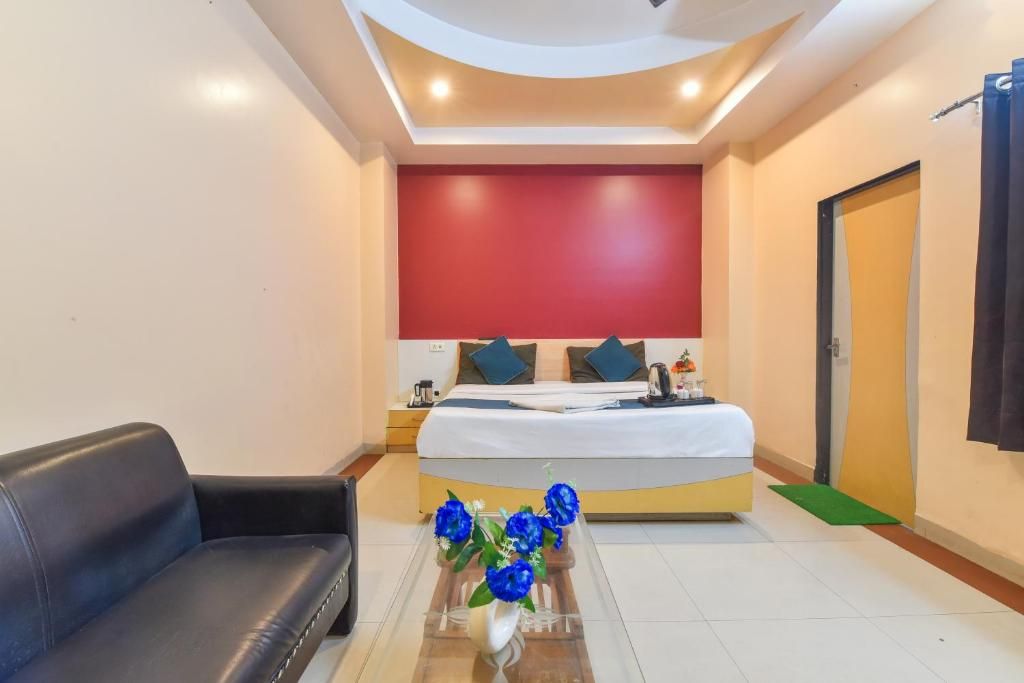 HOTEL SAPPHIRE STAY