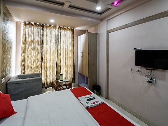 Hotel Amantaran Avenue Double Bed AC Room 14