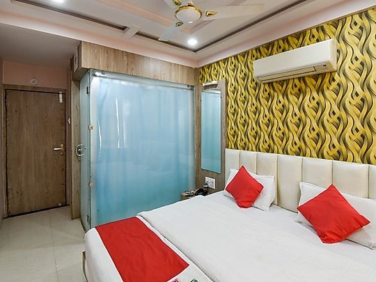 Hotel Amantaran Avenue Double Bed AC Room 12