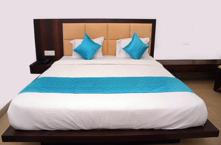 Eco Creek Lakeview Deluxe Room 2