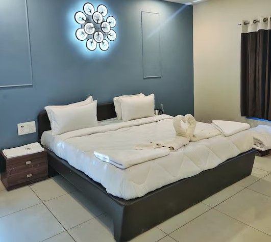 White Panda Hotels Vanbhoomi Resort Premium Villa Room