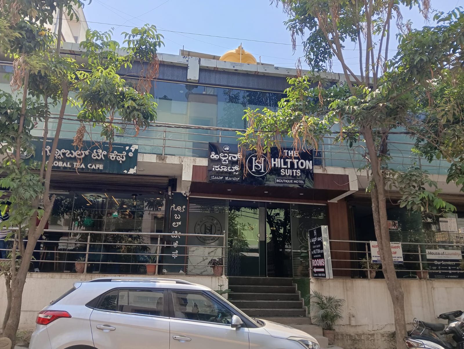 Niharika Heights Luxury Hotel
