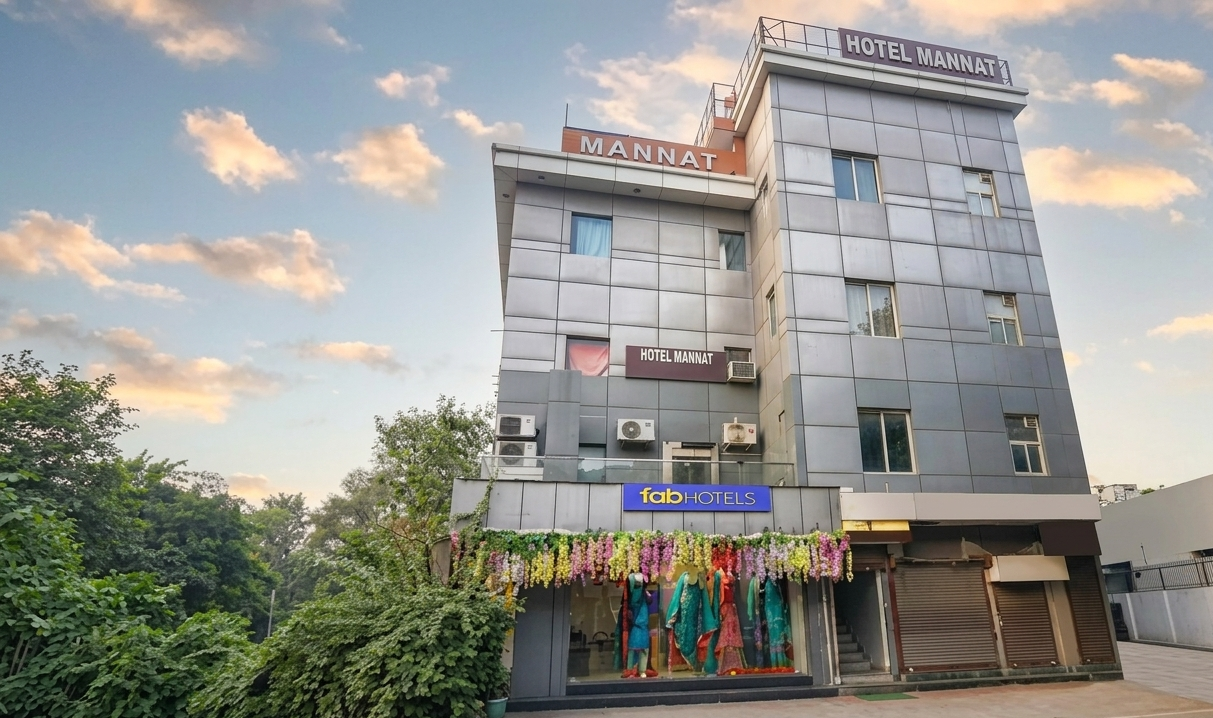 Main Image