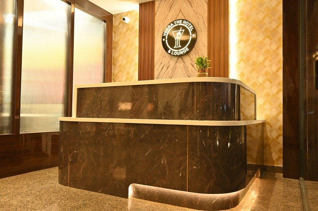 VEERA THE HOTEL AND LOUNGE