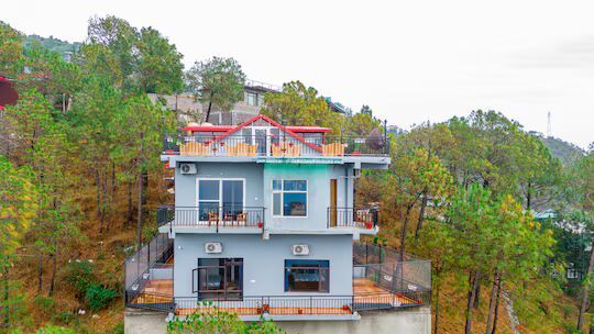 Alaya Stays Archees 6 BHK Villa