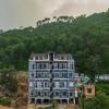 Alaya Stay Dochi 4 BHK Apartment With Hill View