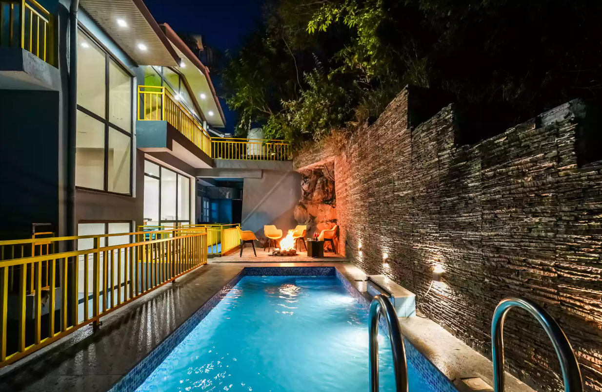Alaya Stays Hill Shades 6 BHK Villa With Scenic Hill Views
