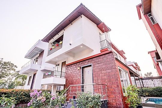 ELIVAAS Aamy 3 BHK Villa with Private Pool, Lonavala