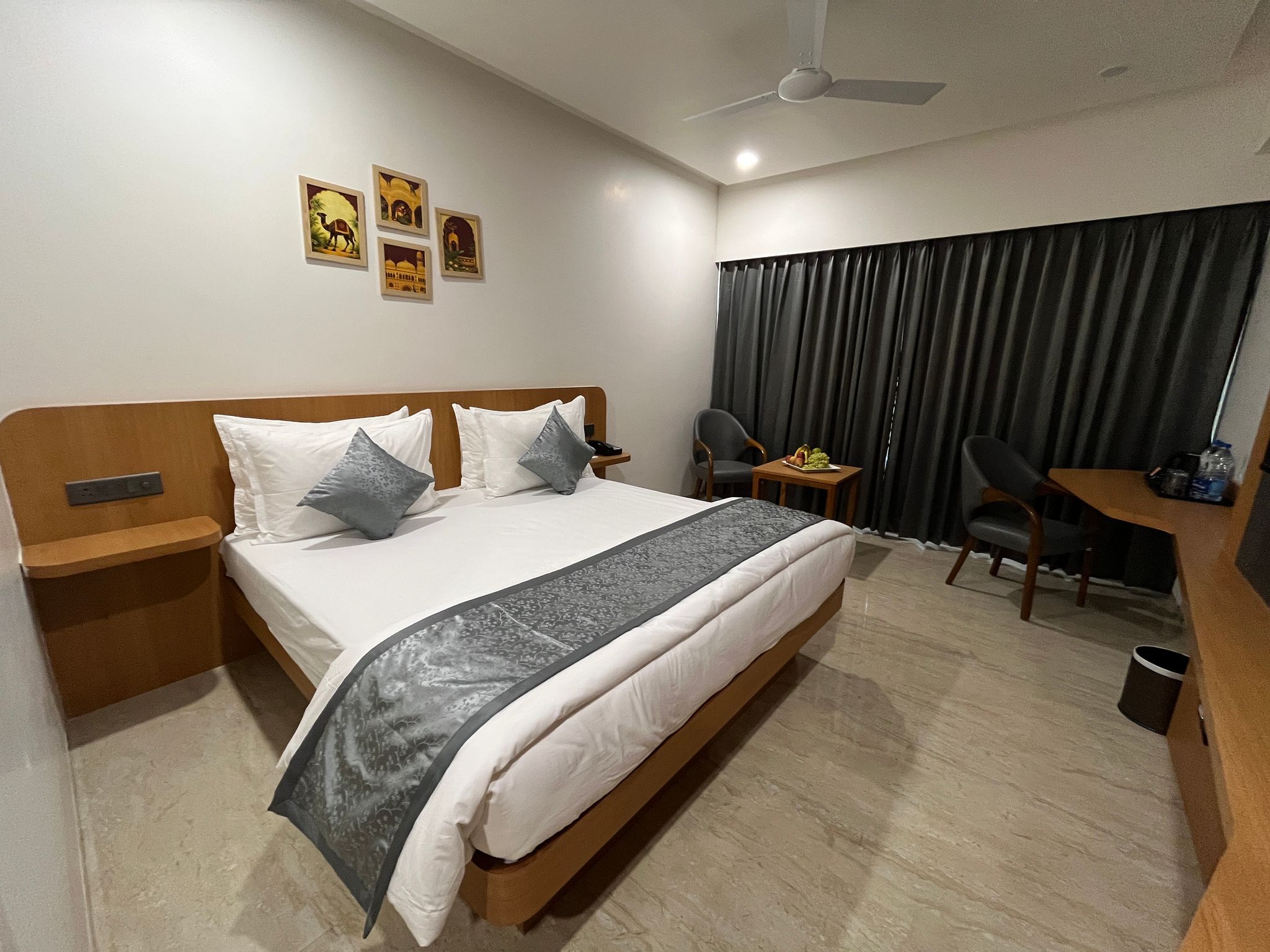 Mastiff Silver In, Jalgaon Executive Room 3