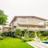 ELIVAAS Moonstone Meadows 1 Suite Room With Shared Pool
