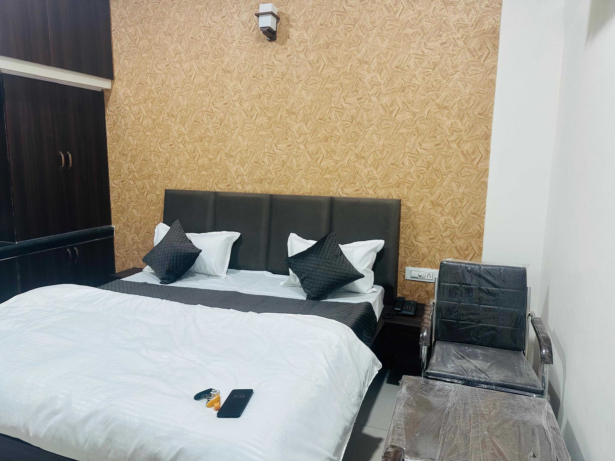 Collection O Focal Point Phase 3 Ludhiana Classic 8