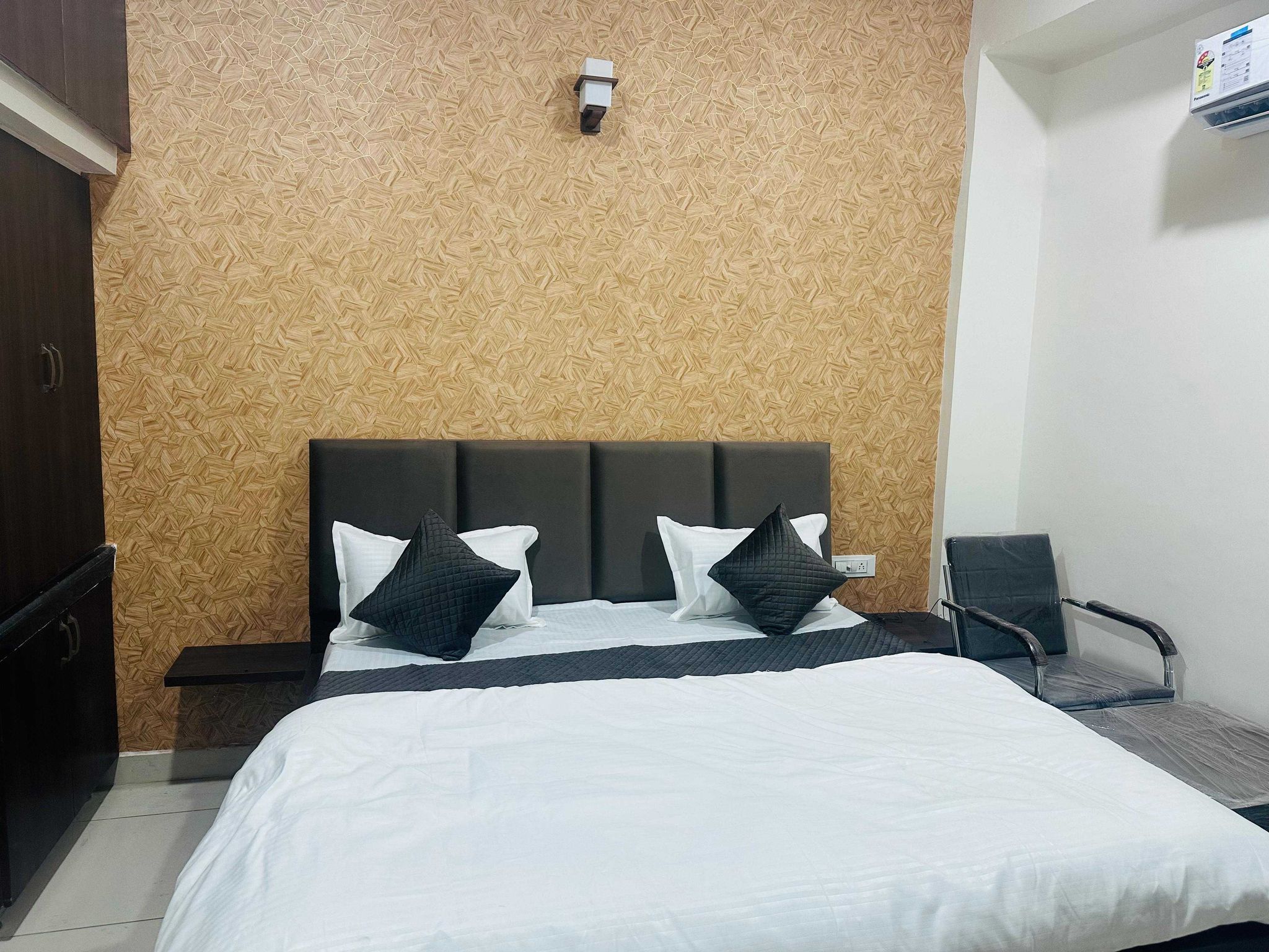 Collection O Focal Point Phase 3 Ludhiana Classic 3