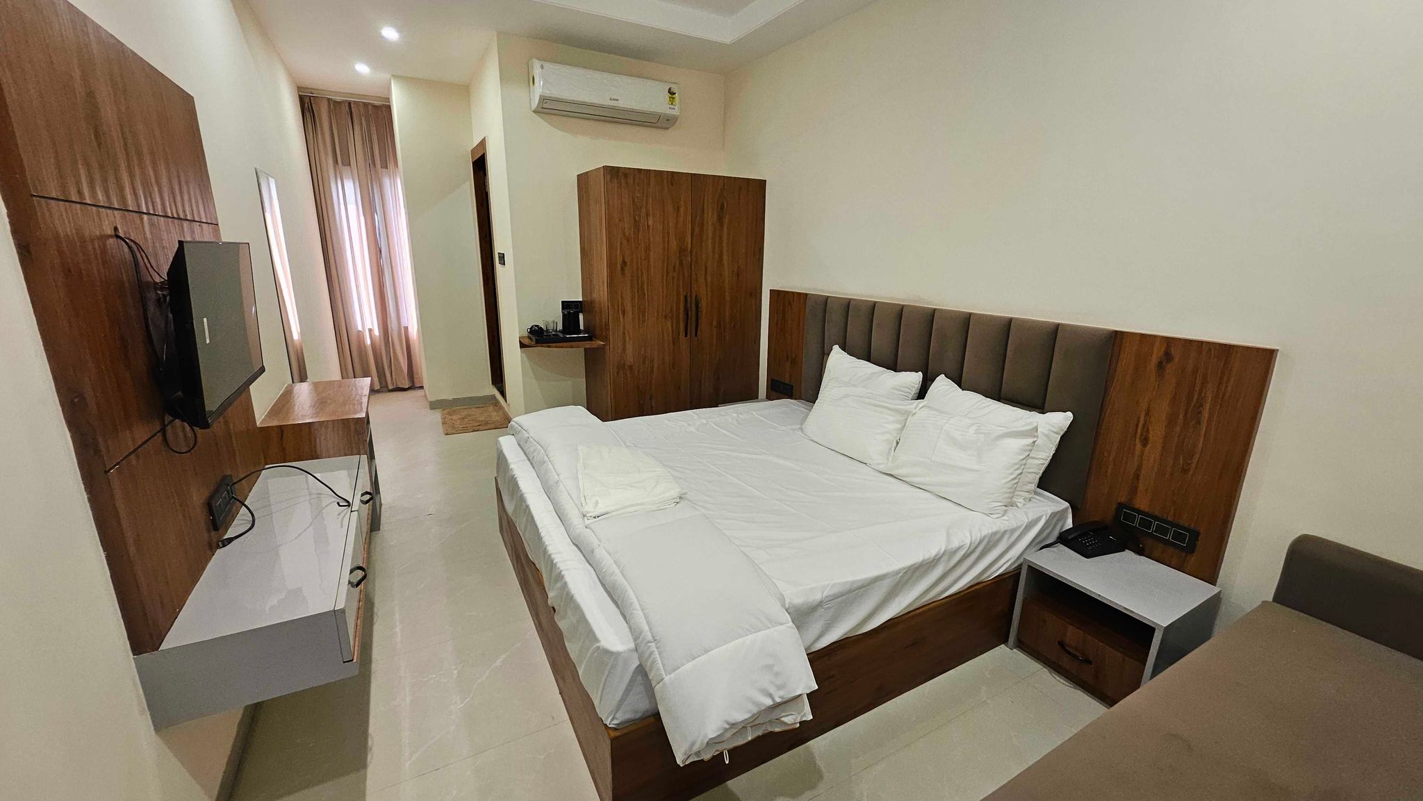 Townhouse Cosmos Mall Ujjain Formerly Ashok Sadhna Classic 10