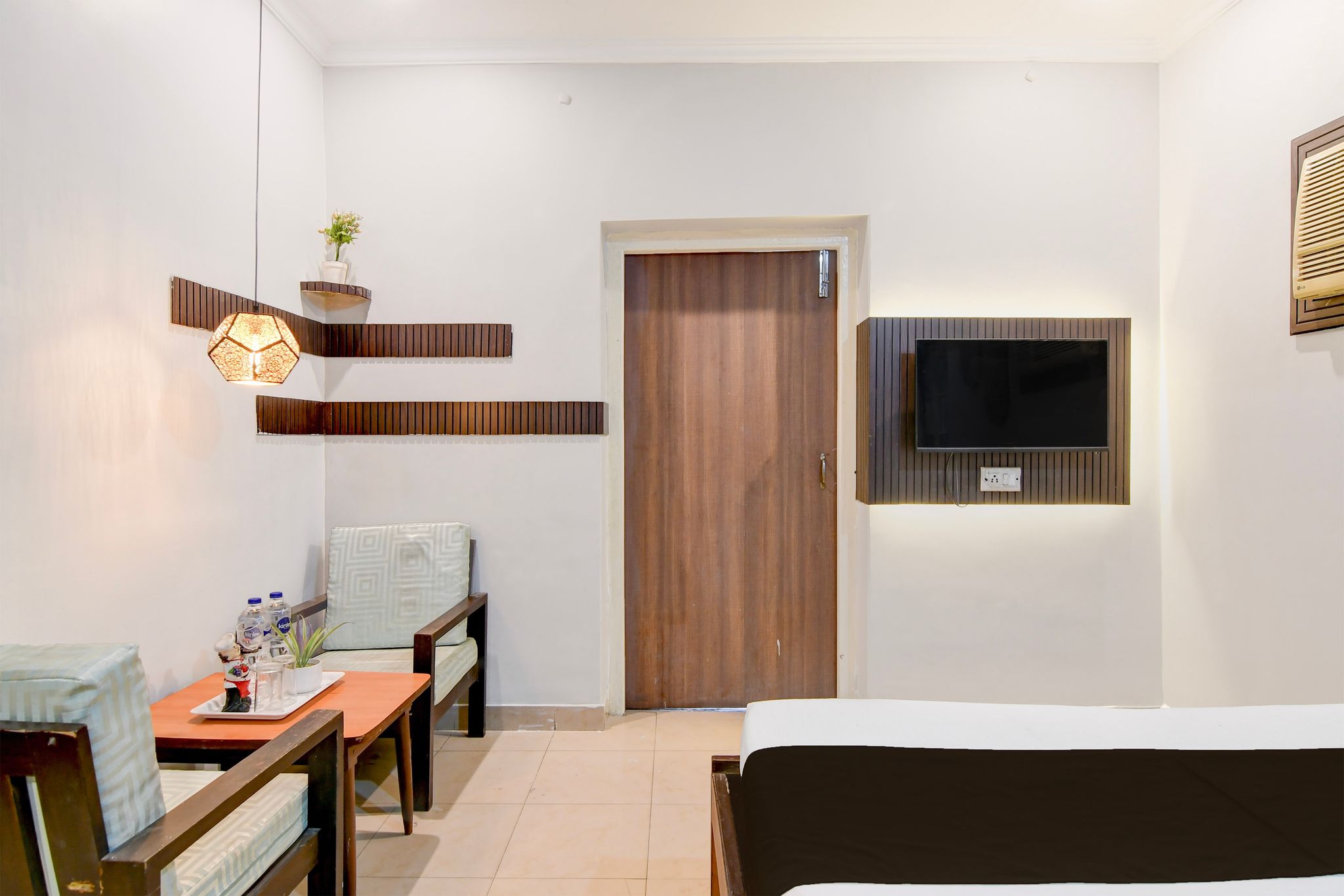 Collection O Kalighat Kolkata Formerly Venkateshwara Classic 11