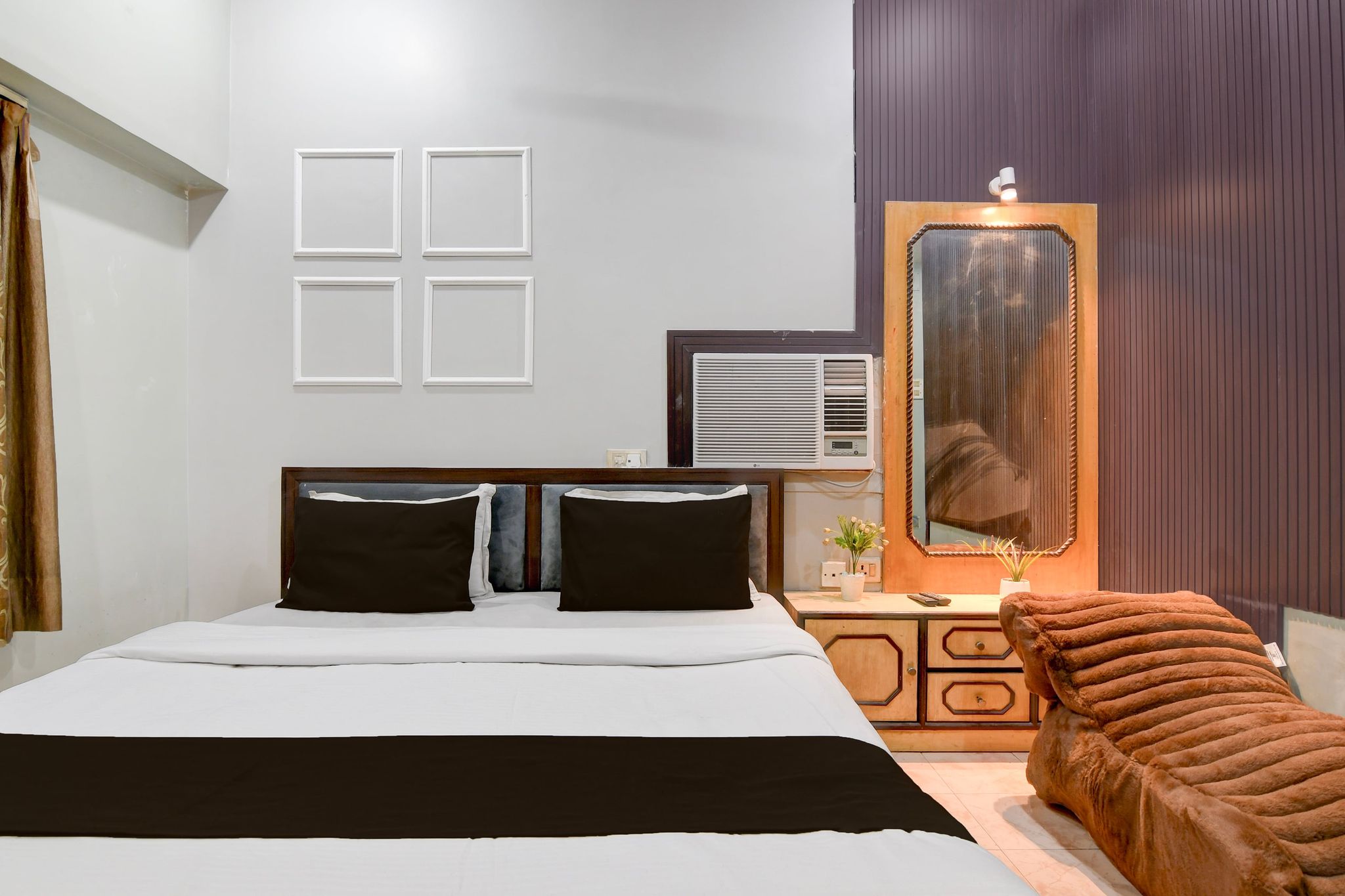 Collection O Kalighat Kolkata Formerly Venkateshwara Classic 6