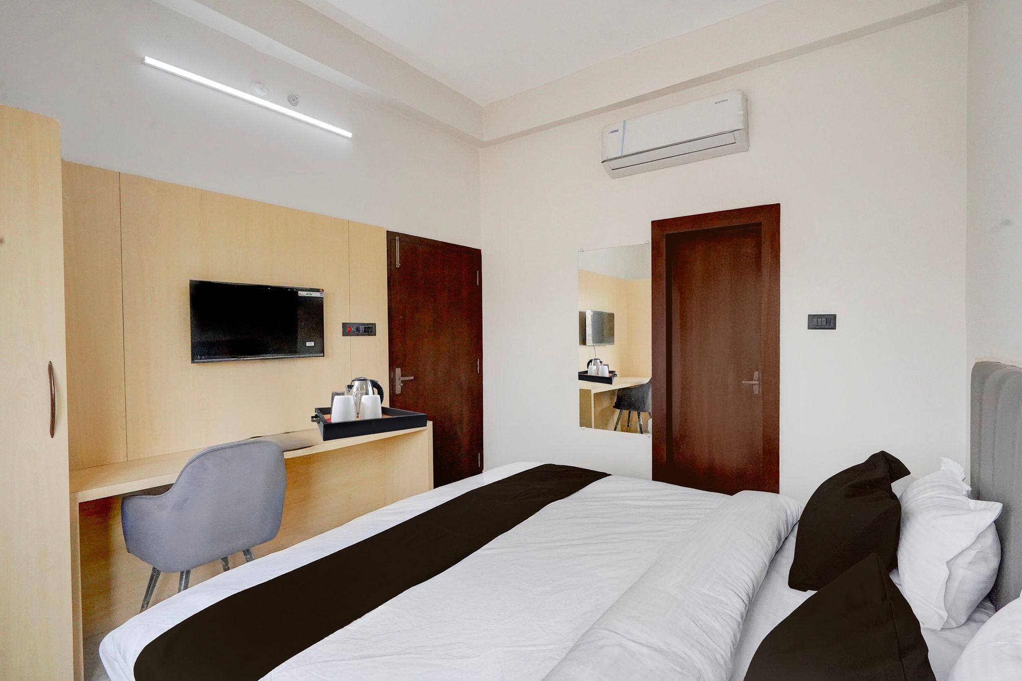 Townhouse Varanasi Railway Station Classic 4